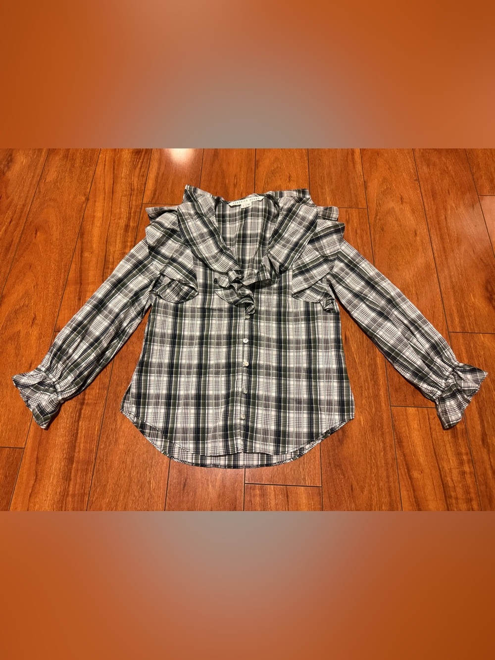 Veronica Beard women’s Green Plaid Ruffle Button-Front Top